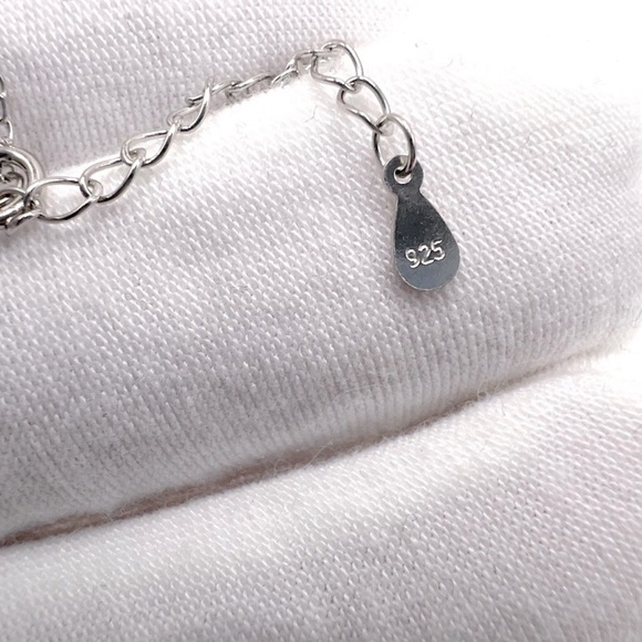 .925 Sterling Silver Cz Bow Necklace - Picture 4 of 6